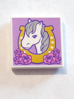 2x2 Fliese bedruckt with Horse Head Facing Left in Horseshoe and Flowers Pattern
