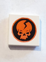 2x2 Fliese bedruckt with Ninjago Cracked Red Skull on Black Circle Pattern