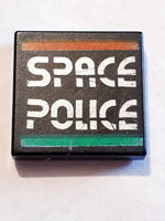 2x2 Fliese bedruckt with Groove with Space Police II Logo Pattern