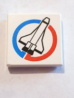 2x2 Fliese bedruckt with Launch Command Logo, Shuttle and Blue/Red Circle Pattern