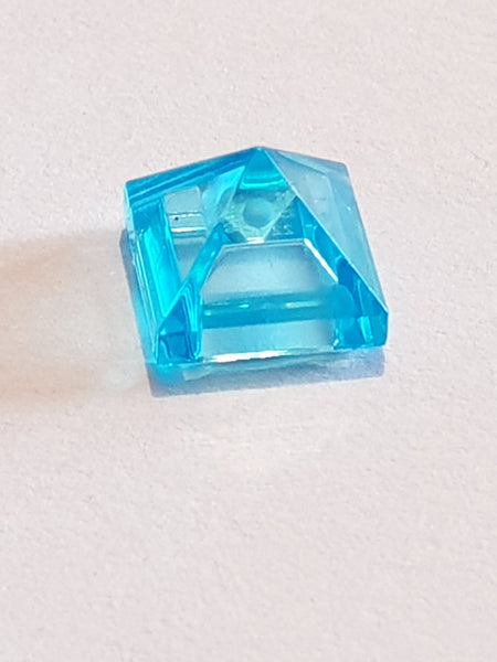 1x1 Pyramidenstein Convex transparent azur