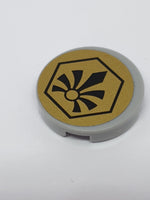 2x2 Fliese rund beklebt with Bottom Stud Holder with Black Chima Logo in Hexagon on Gold Background Pattern (Sticker) - Set 70123