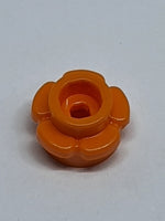 1x1 Rundplatte Blumenrand mit 5 Blüten orange