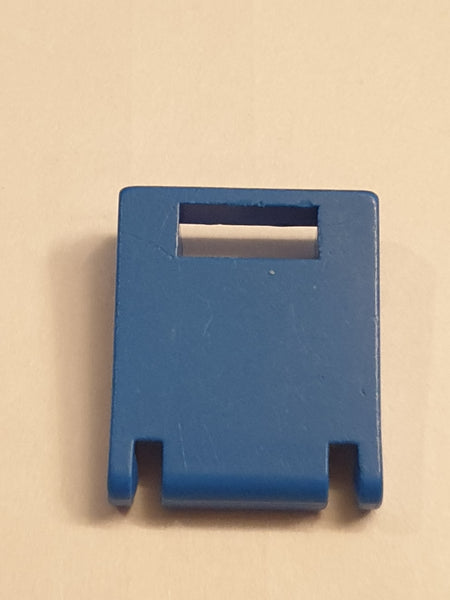 2x2x2 Container-Tür / Schranktür mit Schlitz blau