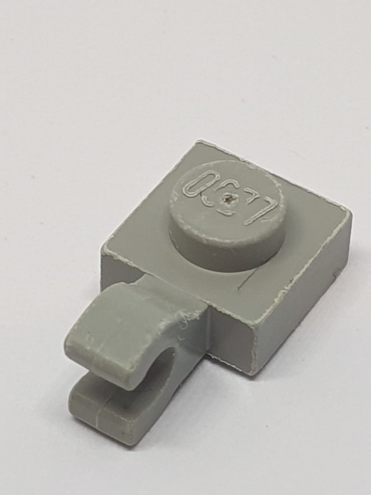 1x1 Platte mit offenem O-Clip horizontal althellgrau light gray