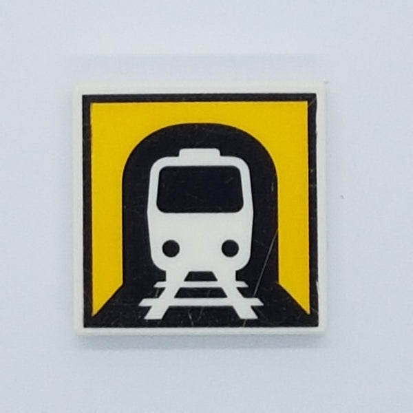 2x2 Fliese bedruckt with Groove with Train in Tunnel Pattern weiß white